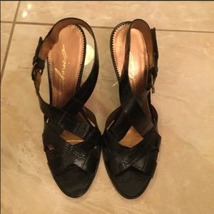 Vince Camuto  Sandals
